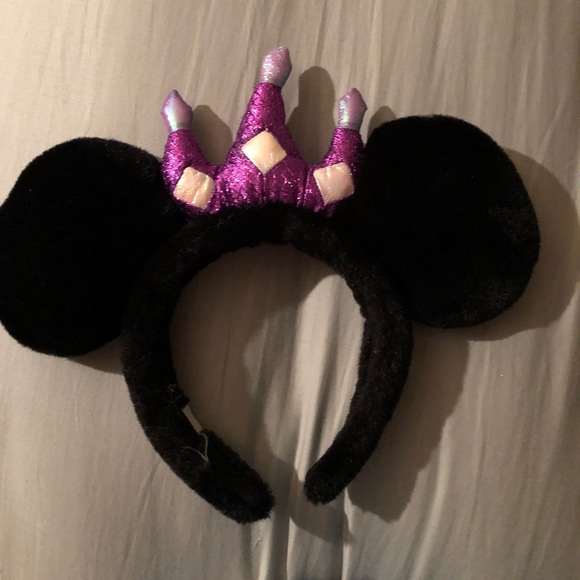 Disney Other - Disney headband with the ears & purple castle